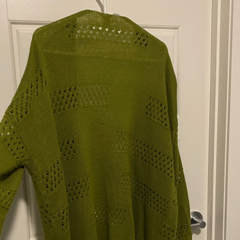Olive Green Women's Sweater size large or slouchy medium oversized super soft - Picture 3 of 6